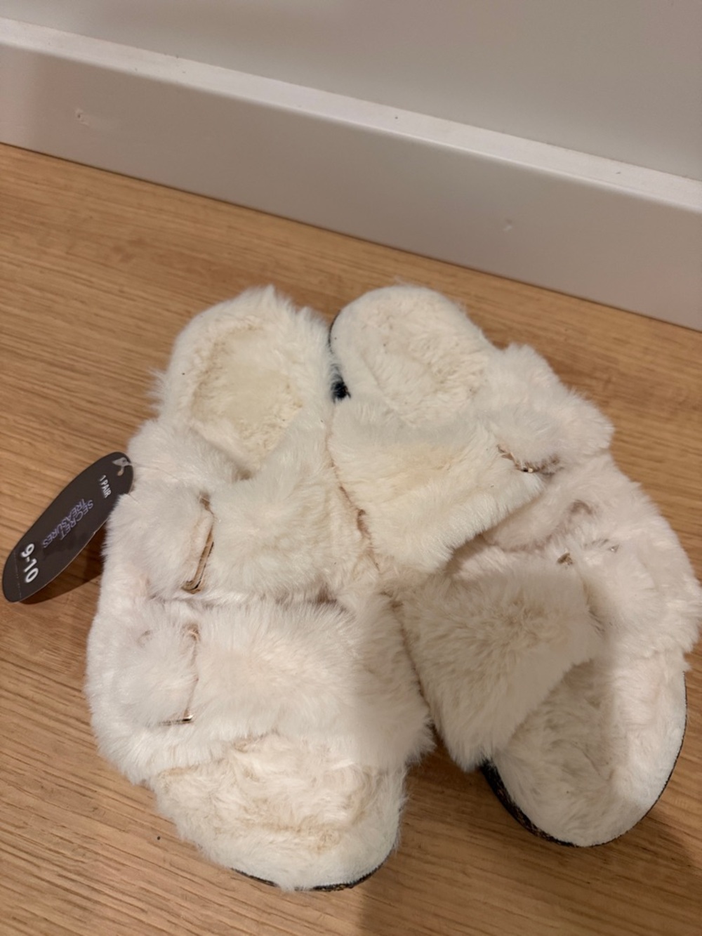 Secret Treasures Cream Faux Fur Double-Strap Slide Slippers - Picture 4 of 6
